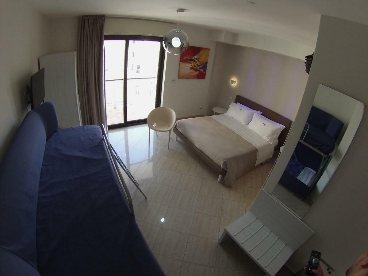 Sonevi Rooms Nápoles Exterior foto